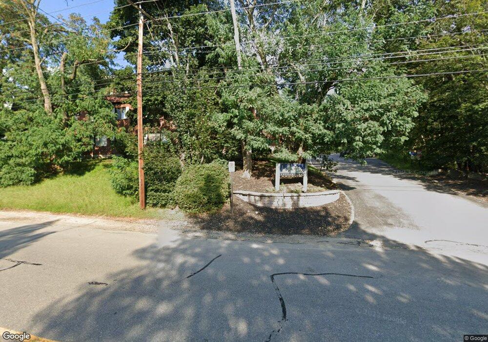 525 Calef Rd unit 5, Manchester, NH 03103 - photo 1