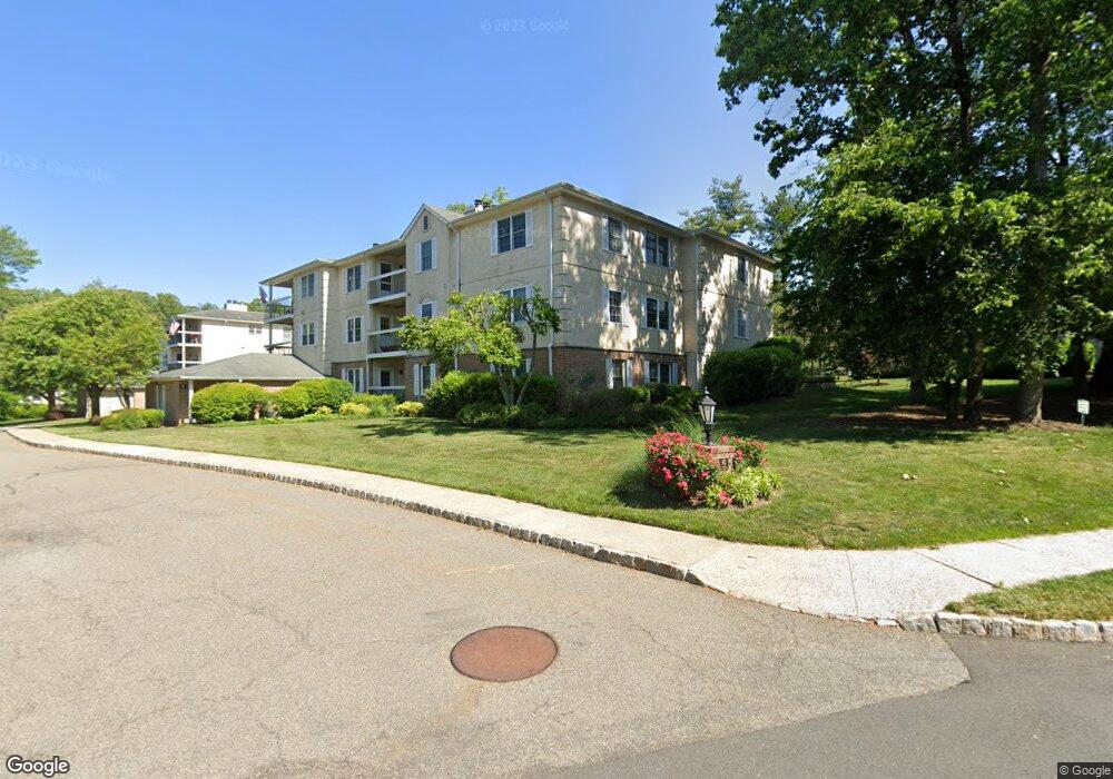 5D Heritage Dr unit 6D, Chatham, NJ 07928 - photo 1