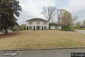 885 Oakhaven Dr, Roswell, GA 30075