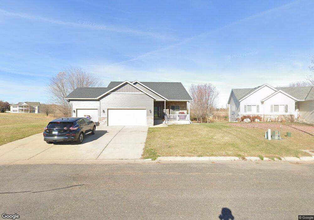 1913 Eastern Star Cir, Sauk Rapids, MN 56379 - photo 1