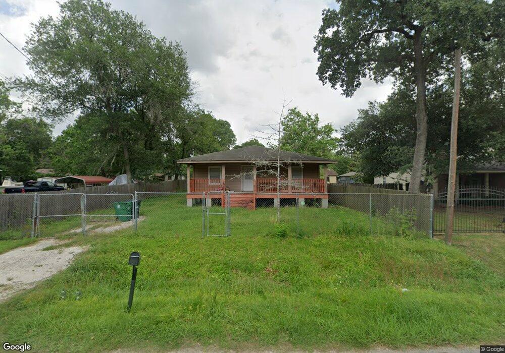 10442 Wicklowe St, Houston, TX 77016 - photo 1