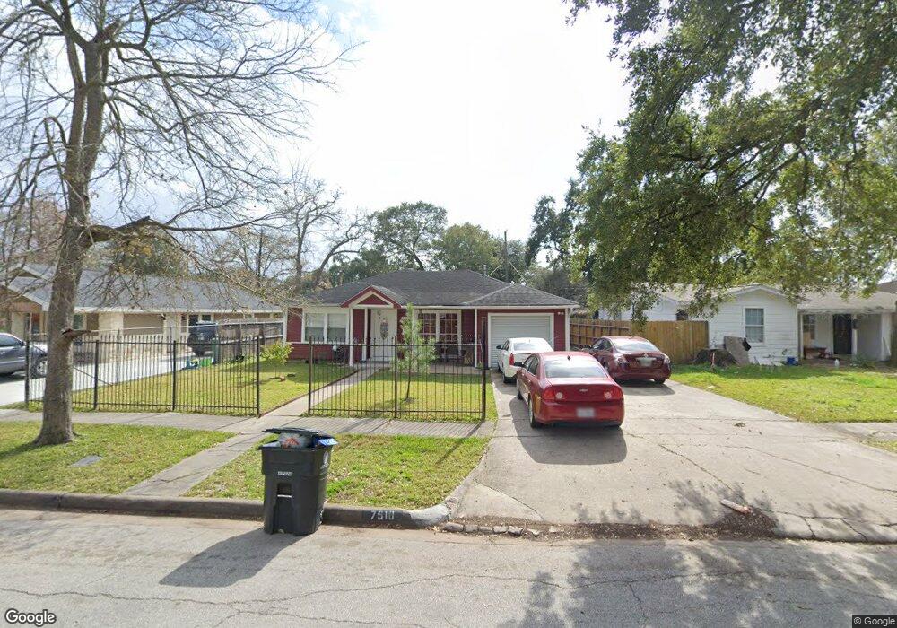 7510 El Rancho St, Houston, TX 77087 - photo 1