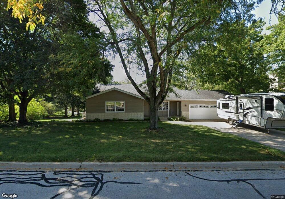 405 S Forest Ave, Batavia, IL 60510 - photo 1