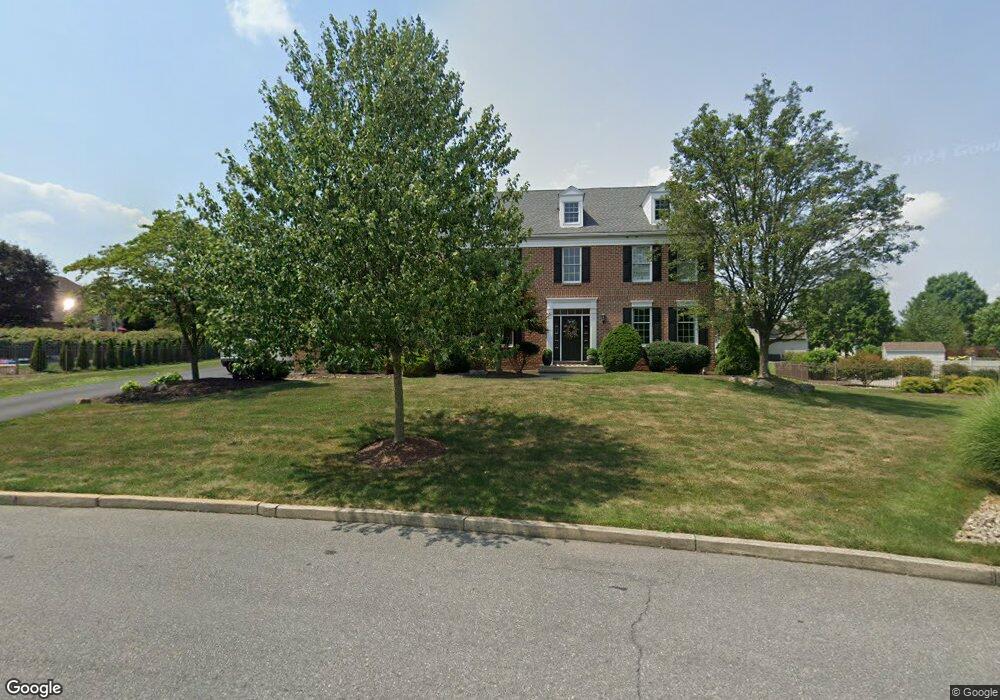 4727 Kathi Dr, Bethlehem, PA 18017 - photo 1