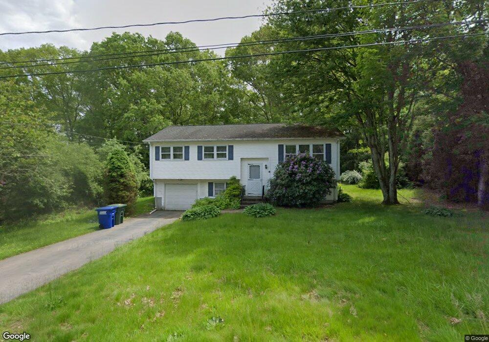 19 Devon Dr, Pawcatuck, CT 06379 - photo 1