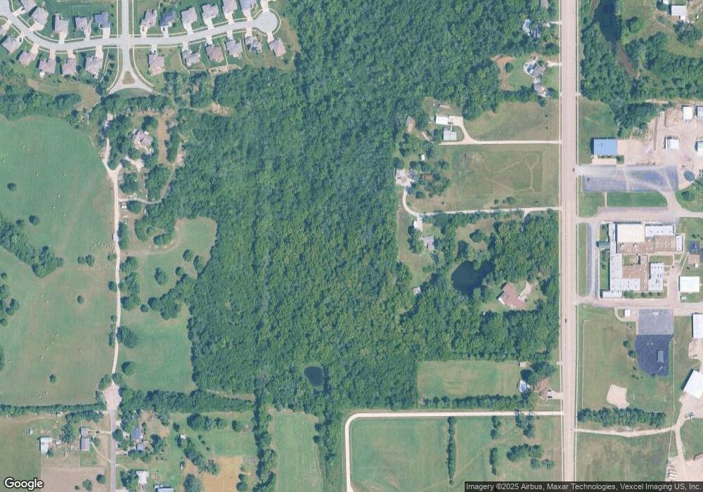 5001 SW Shenandoah Rd, Topeka, KS 66610 - photo 1