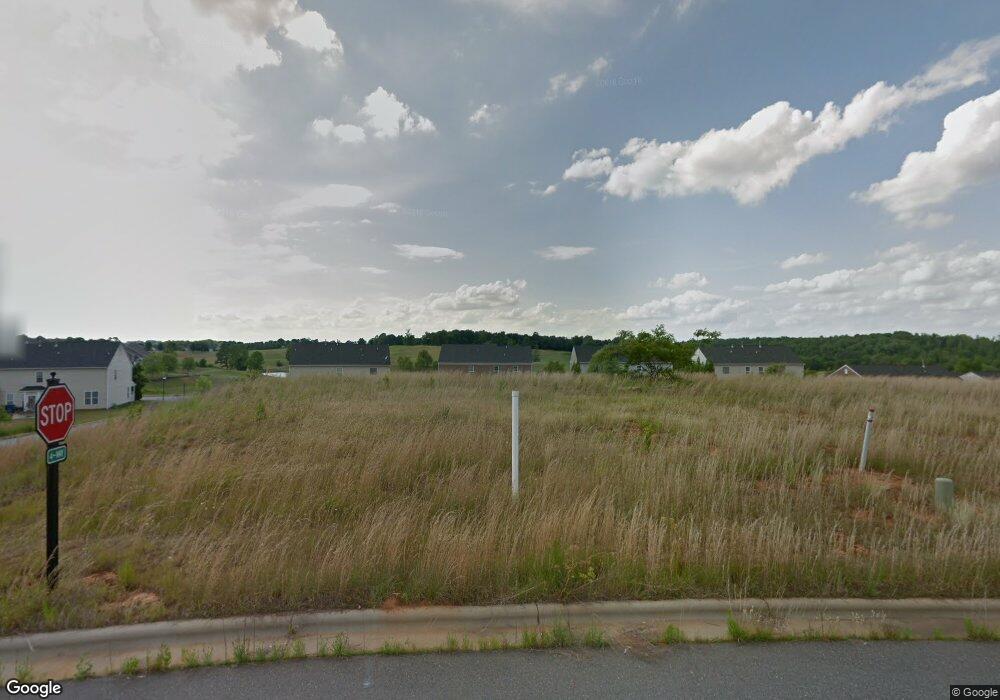 130 Fleming Dr, Statesville, NC 28677 - photo 1