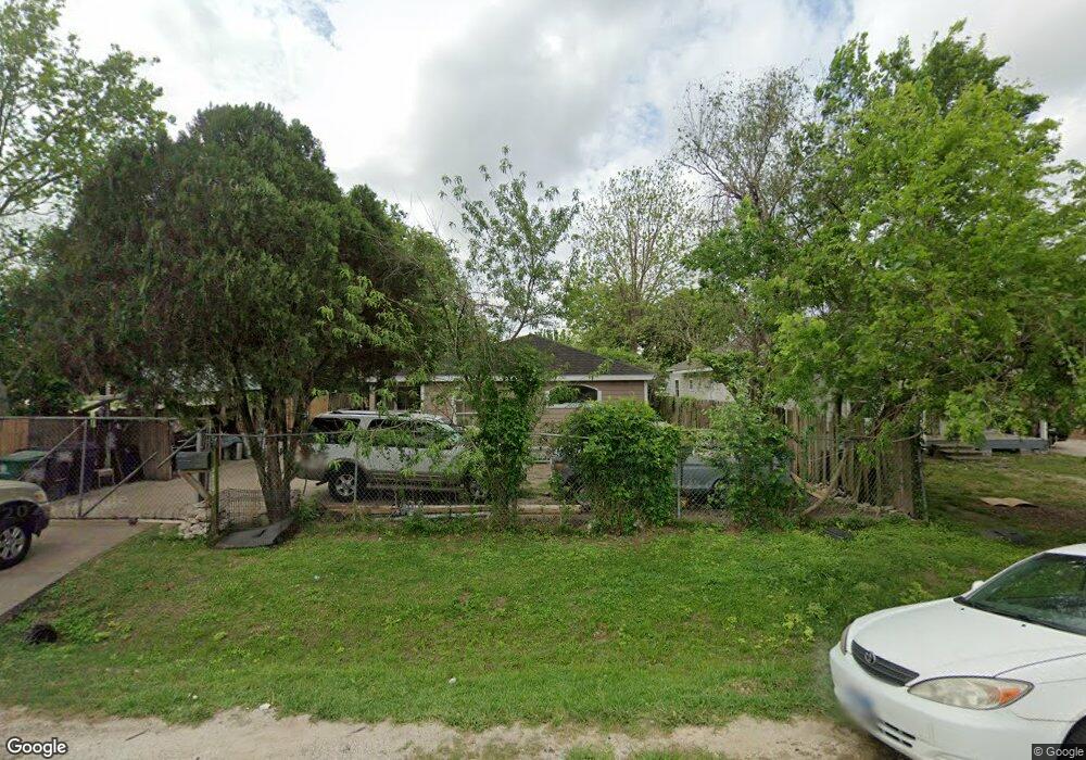3410 Coal St, Houston, TX 77026 - photo 1
