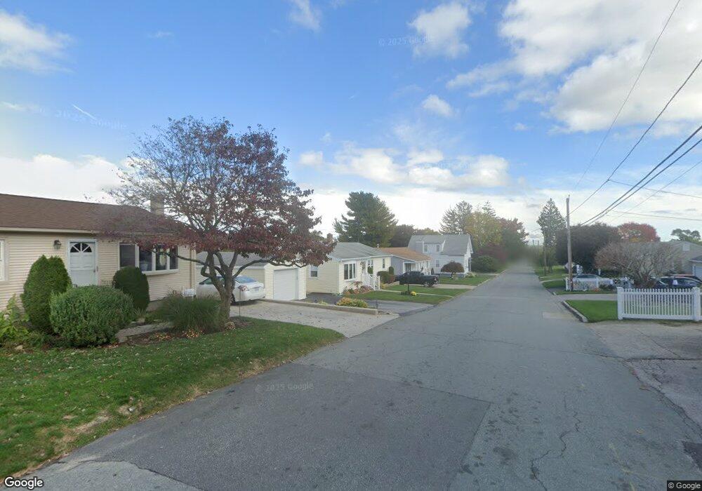 61 Uxbridge St, Cranston, RI 02920 - photo 1