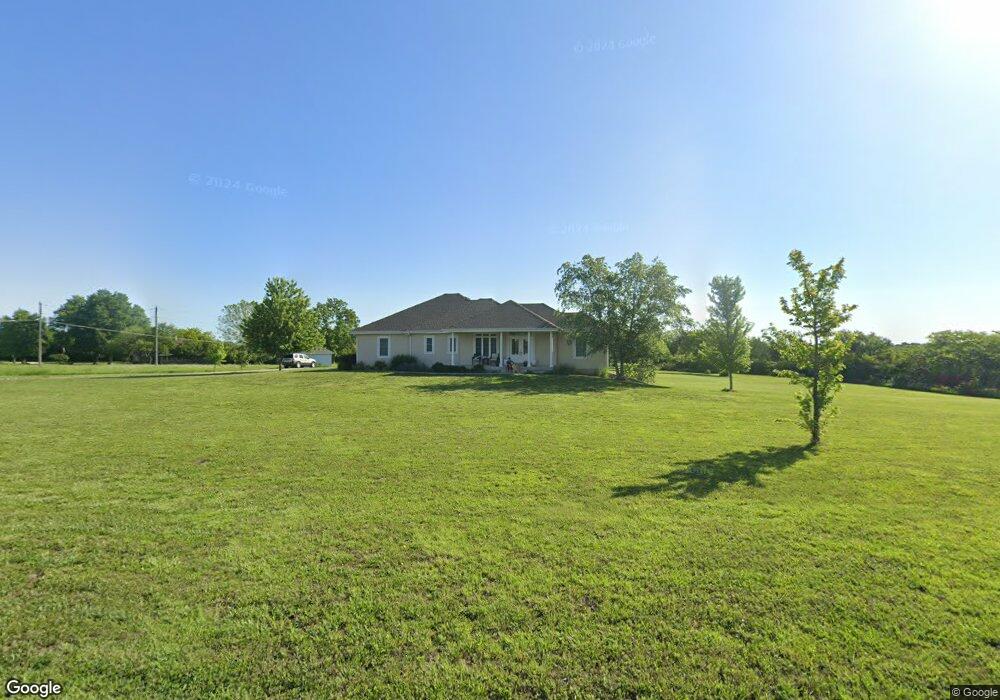 8214 SW 46th St, Topeka, KS 66610 - photo 1