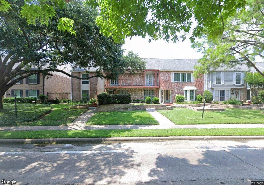 10252 Briar Foreat, Houston, TX 77042 - photo 1