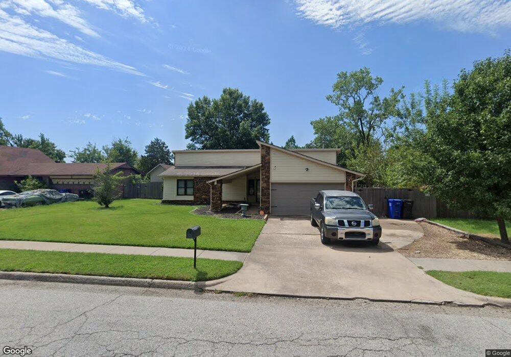 821 W Waco St, Broken Arrow, OK 74011 - photo 1