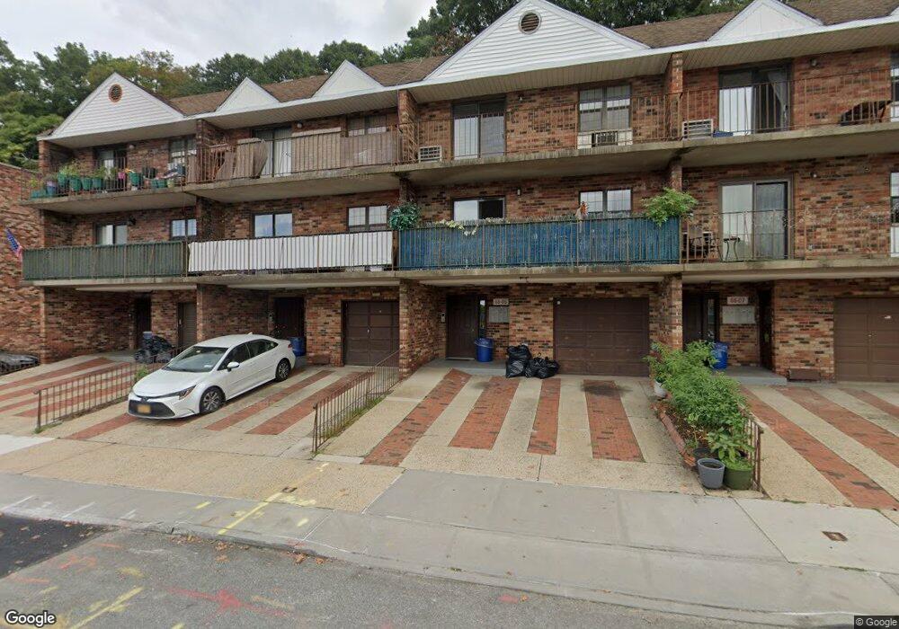 6605 242nd St unit 12D, Little Neck, NY 11362 - photo 1