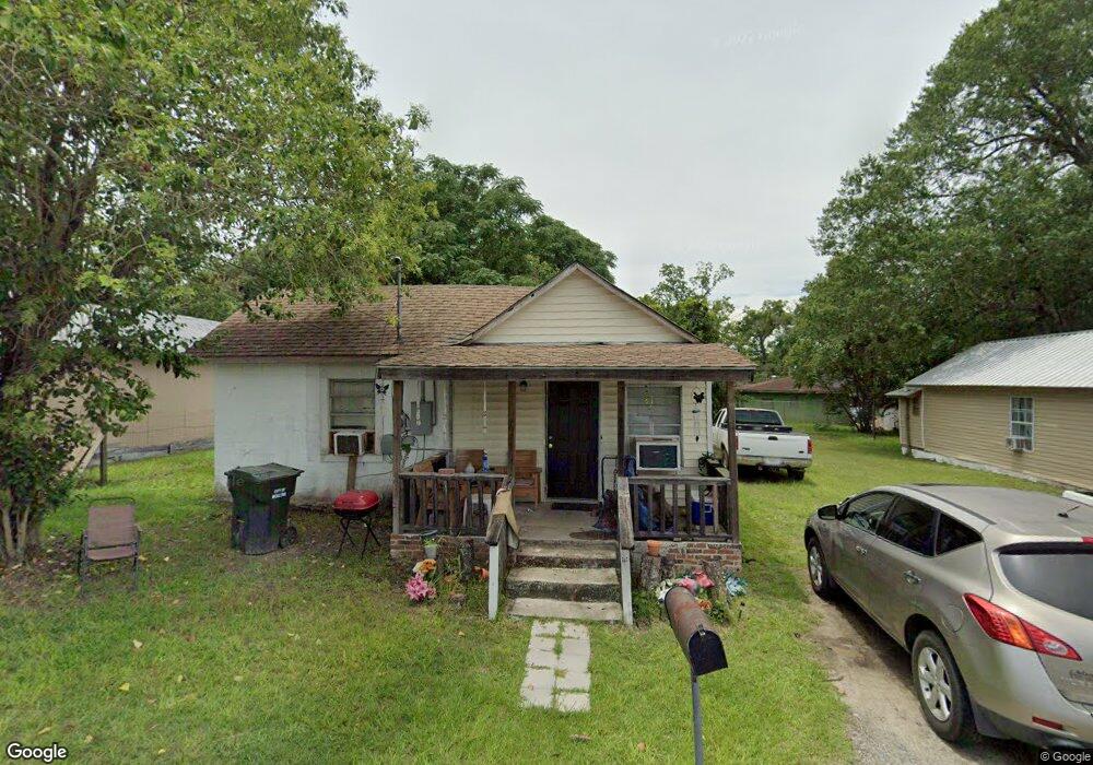 409 8th St NW, Moultrie, GA 31768 - photo 1