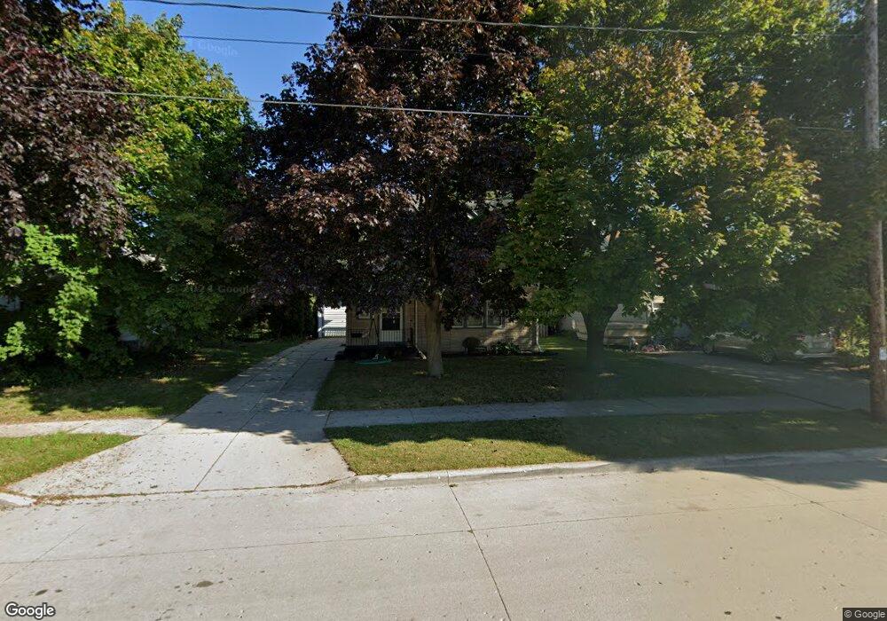 1824 Rankin St, Manitowoc, WI 54220 - photo 1