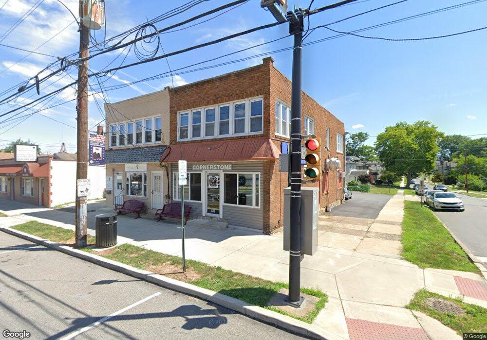 901 Lincoln Ave, Prospect Park, PA 19076 - photo 1