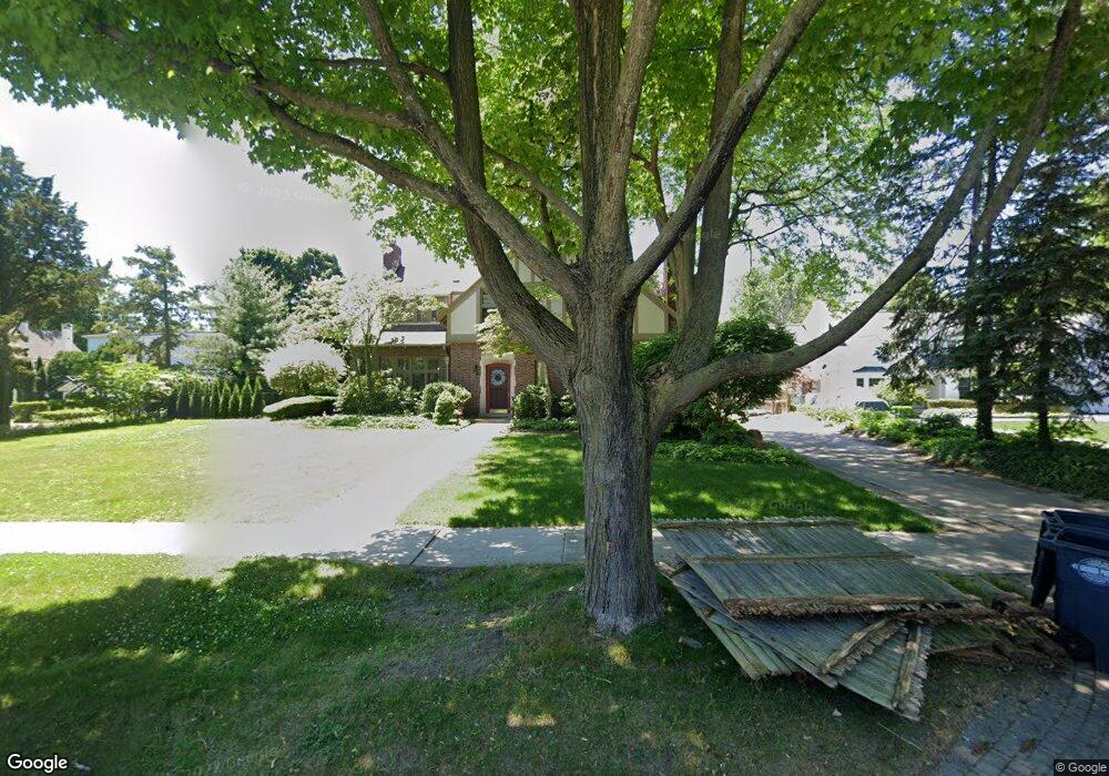 283 Lincoln Rd unit Bldg-Unit, Grosse Pointe, MI 48230 - photo 1