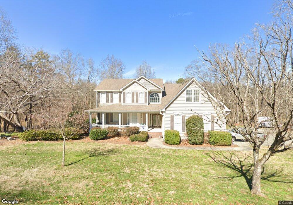 342 Lake View Dr, Fort Mill, SC 29715 - photo 1