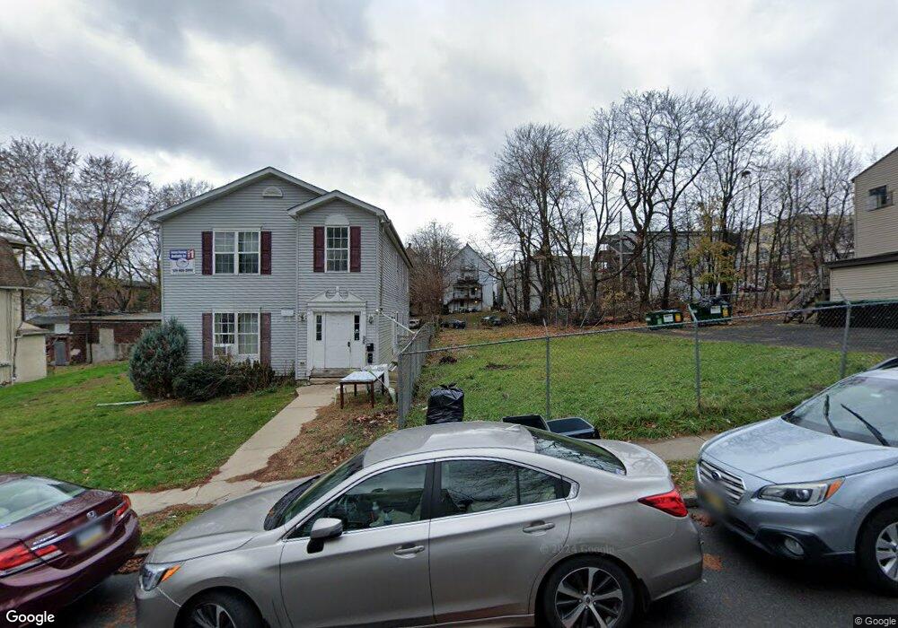 323 Taylor Ave, Scranton, PA 18510 - photo 1