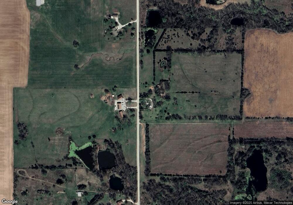 17075 Queens Rd, Parsons, KS 67357 - photo 1