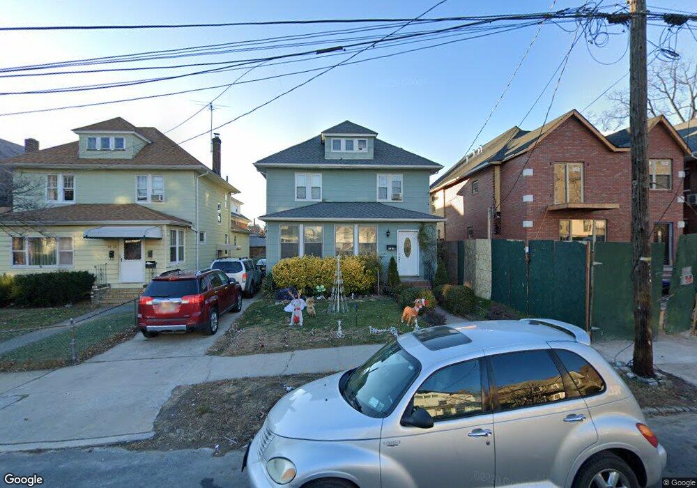 4220 159th St, Flushing, NY 11358 - photo 1