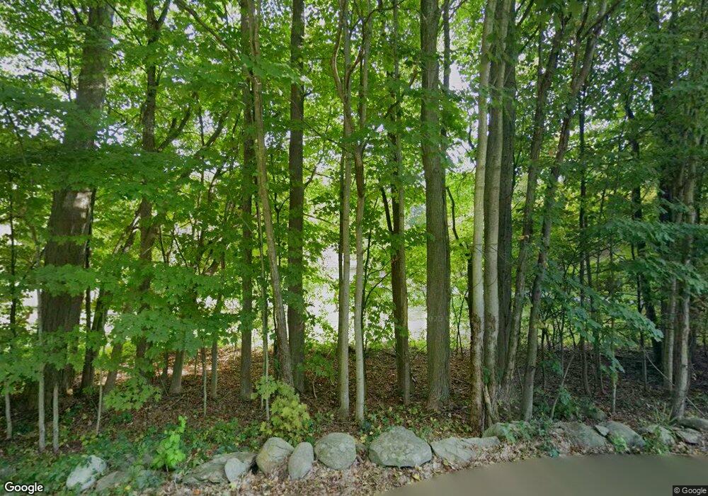 112 Worcester Rd, Hollis, NH 03049 - photo 1