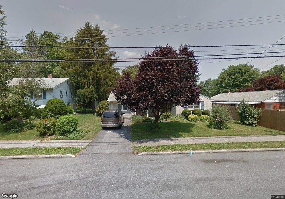 839 E Elm St, Palmyra, PA 17078 - photo 1