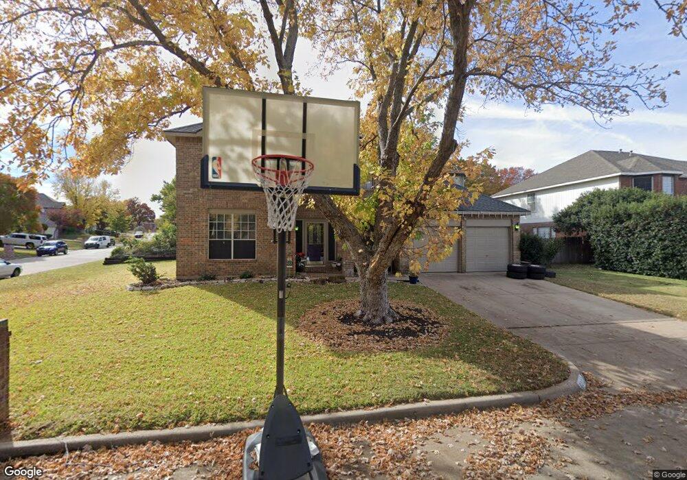 8113 Autumn Run Ln, North Richland Hills, TX 76182 - photo 1