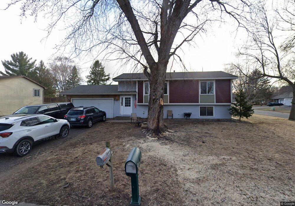 10895 Maple Valley Dr, Maple Grove, MN 55369 - photo 1