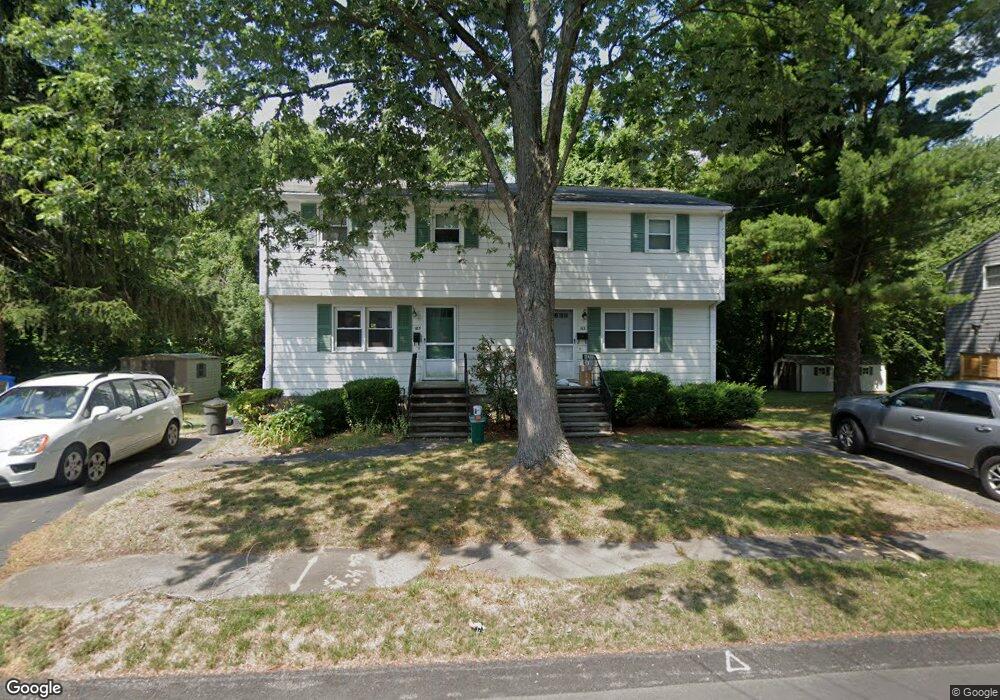 183 Maple St unit 183, Needham, MA 02492 - photo 1