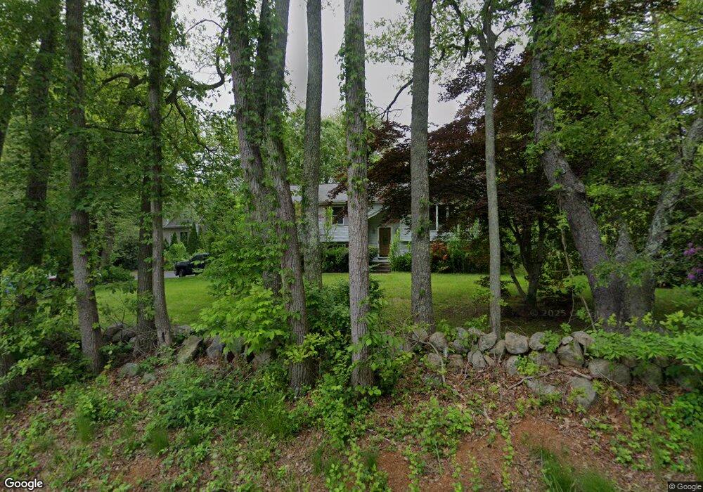 256 Whalehead Rd, Gales Ferry, CT 06335 - photo 1