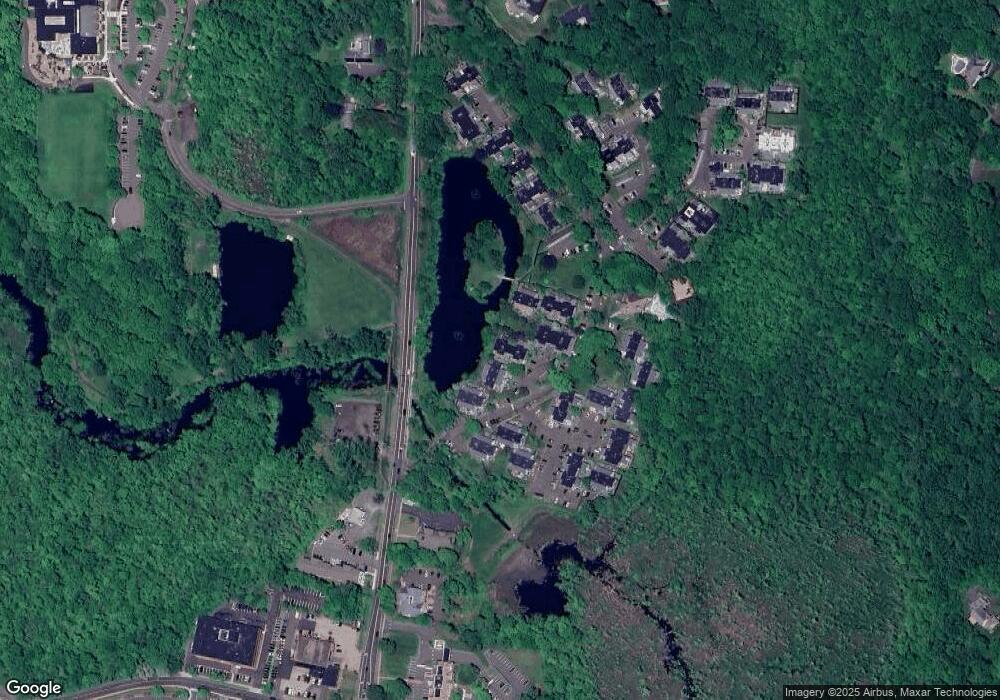 4 Blueberry Ln unit 4, Ridgefield, CT 06877 - photo 1