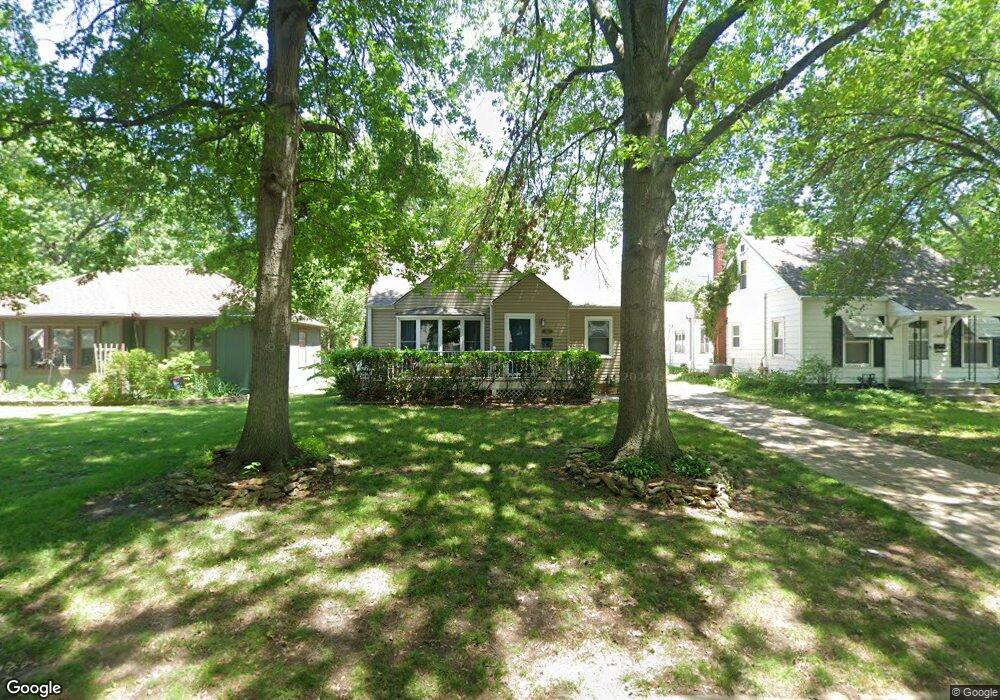 1940 SW Stone Ave, Topeka, KS 66604 - photo 1
