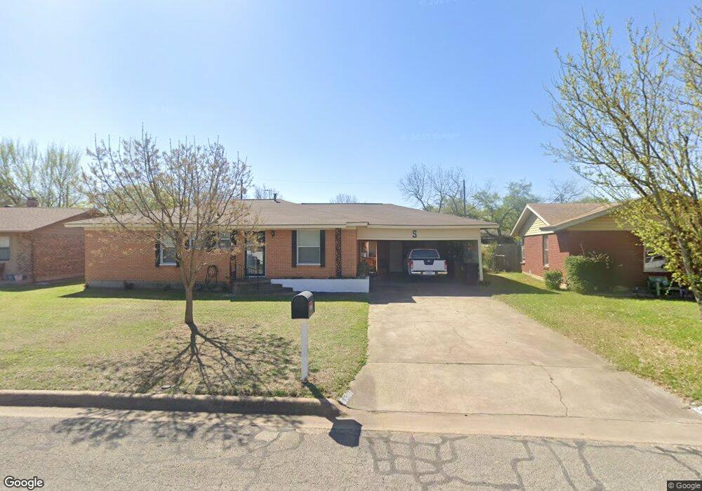 1311 Rose Ave, Cleburne, TX 76033 - photo 1