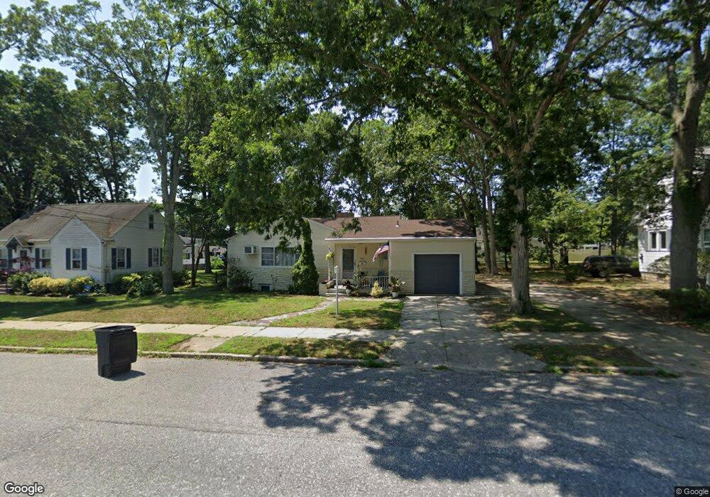 318 W New York Ave, Somers Point, NJ 08244 - photo 1