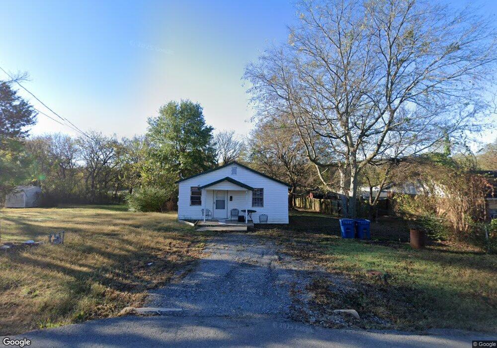 318 W Osage Ave, McAlester, OK 74501 - photo 1