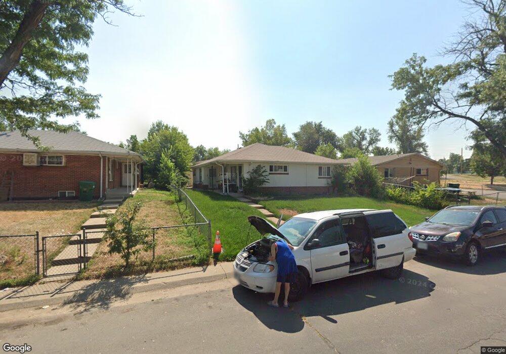 1108 Clinton St, Aurora, CO 80010 - photo 1