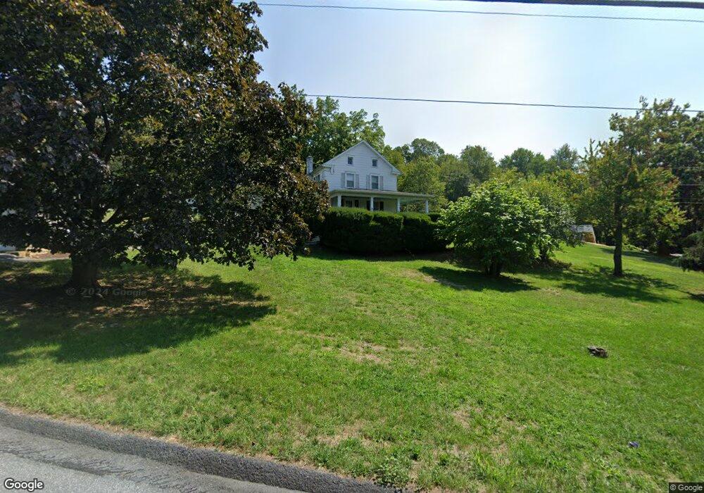 9198 Tomstown Rd, Waynesboro, PA 17268 - photo 1