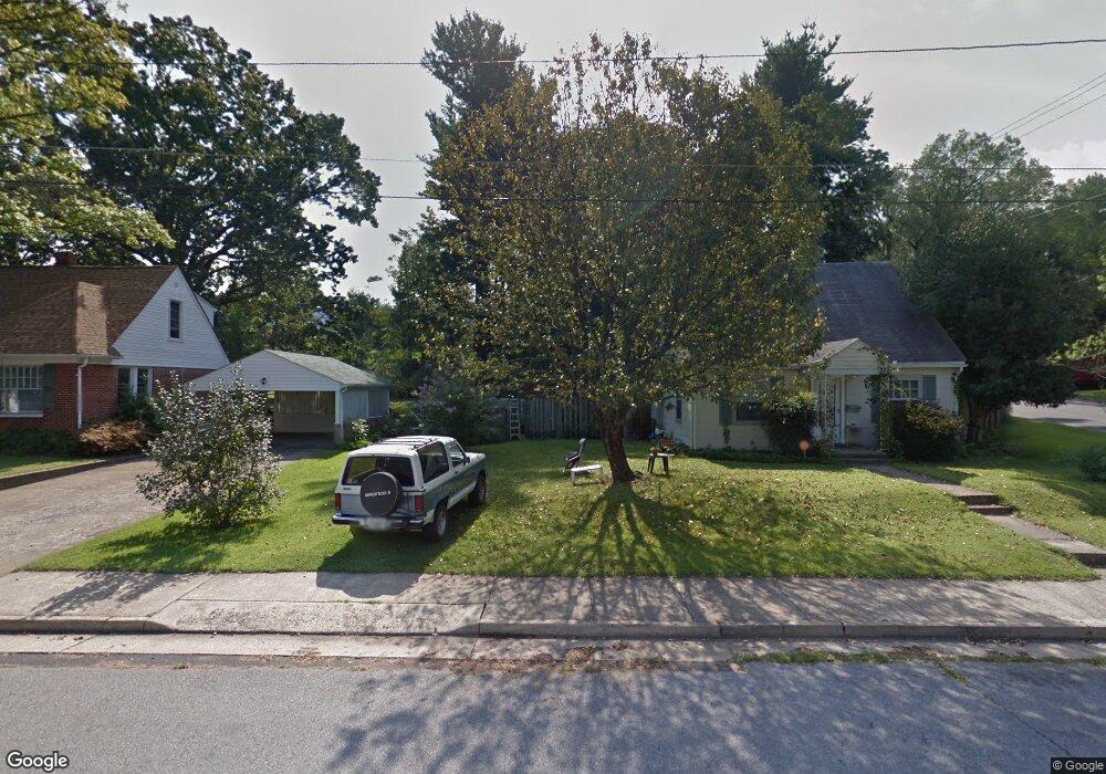 568 S Magnolia Ave, Waynesboro, VA 22980 - photo 1