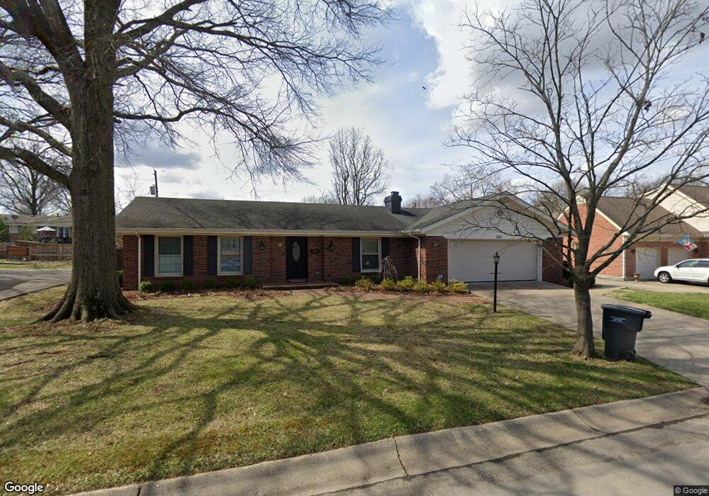 3311 Hazelwood Dr, New Albany, IN 47150 - photo 1