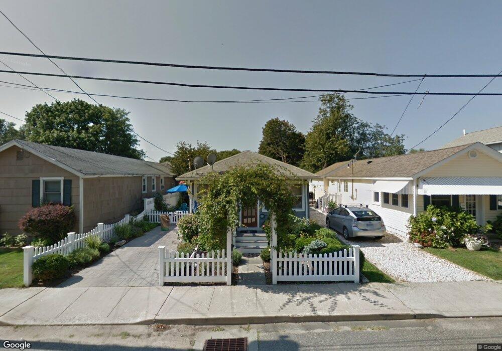 51 Village Rd, Milford, CT 06460 - photo 1