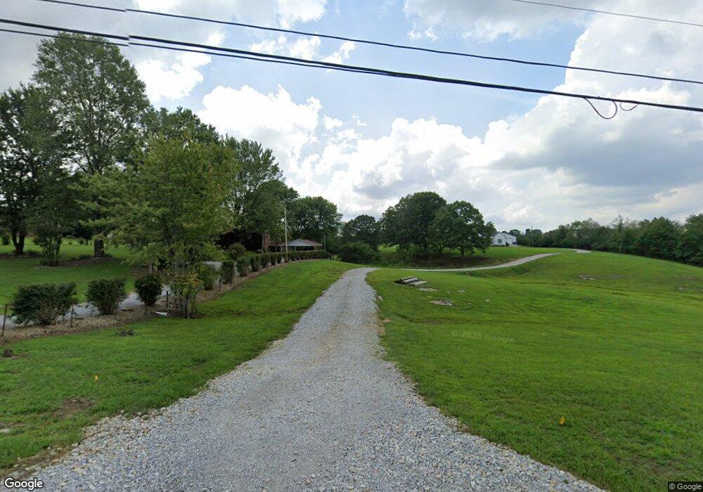 186 Martin Rd, Crossville, TN 38555 - photo 1