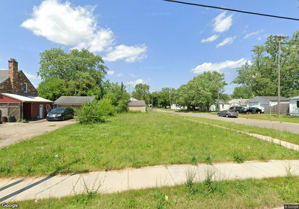 1402 W Atherton Rd, Flint, MI 48507 - photo 1