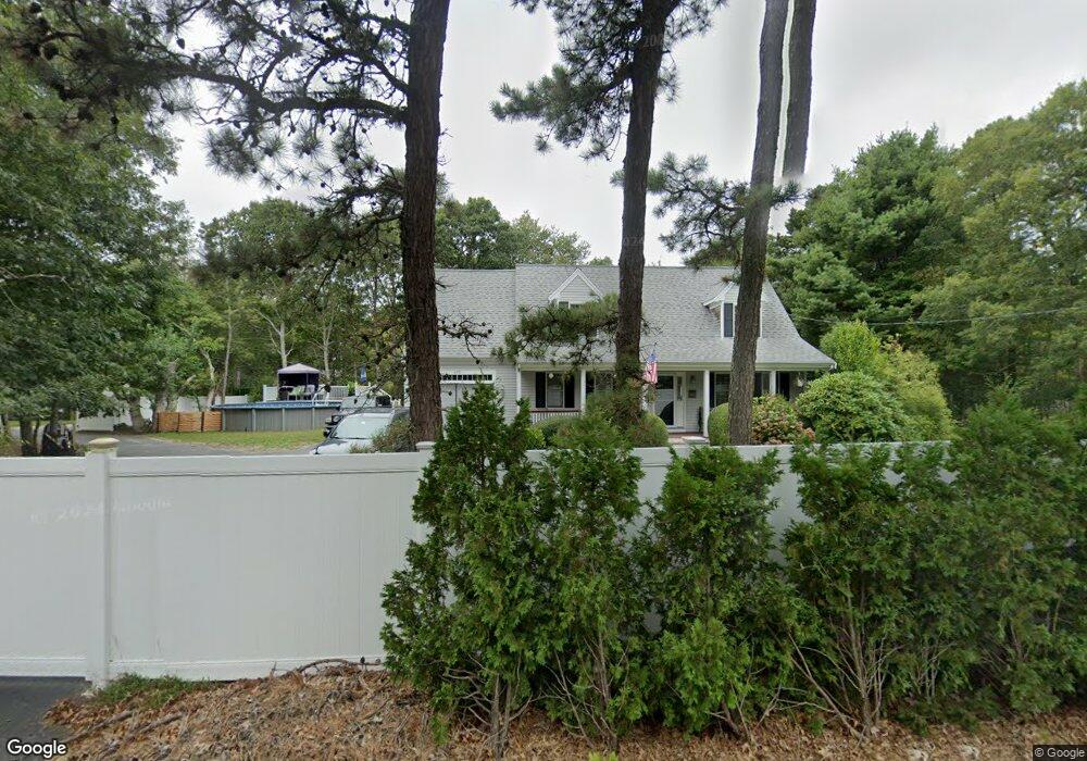 672 Old Barnstable Rd, East Falmouth, MA 02536 - photo 1