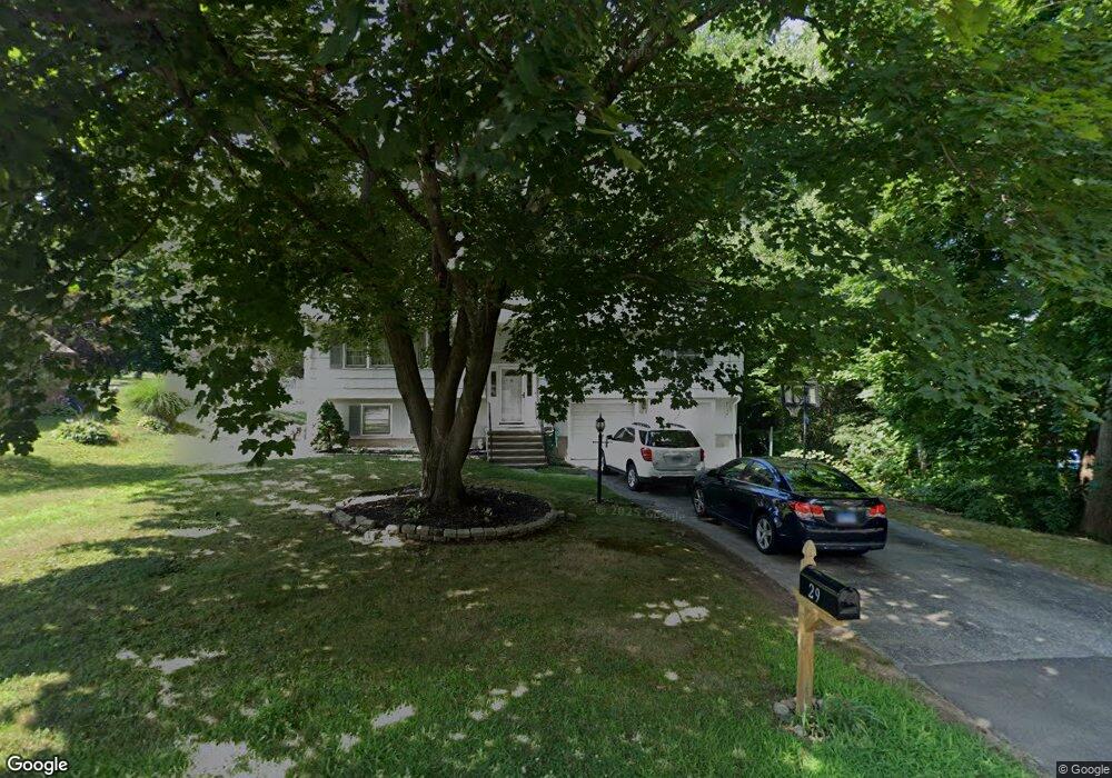 29 Chatfield Dr, Trumbull, CT 06611 - photo 1