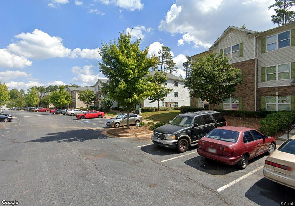 10101 Fairington Ridge Cir unit 101, Lithonia, GA 30038 - photo 1