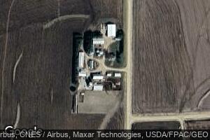 12423 Dogwood Ave, Luana, IA 52156