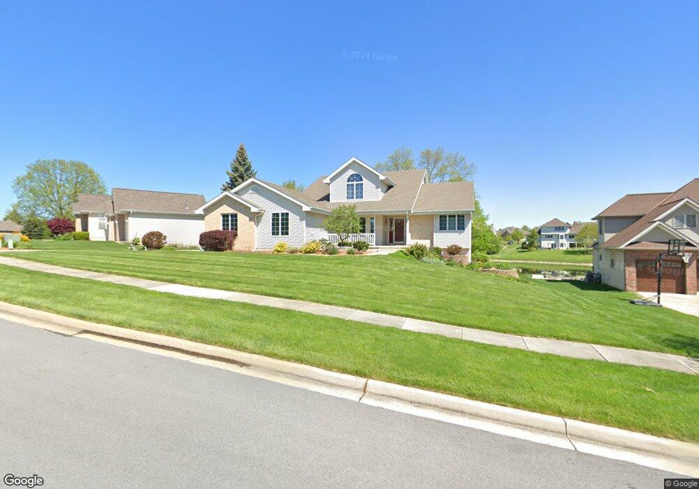 695 Davis Ct, Crown Point, IN 46307 - photo 1