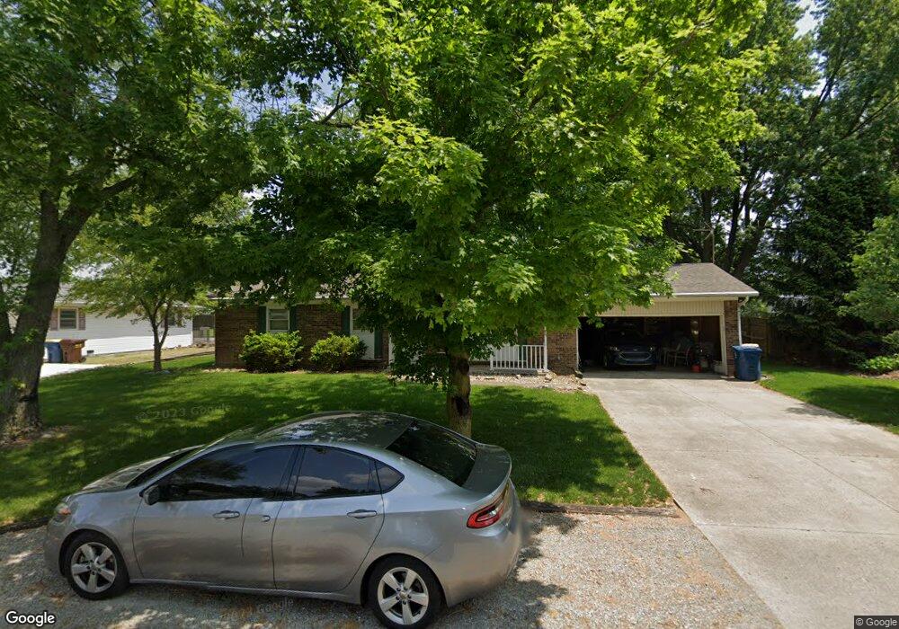 606 Maxine Dr, Ossian, IN 46777 - photo 1