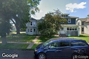 2005 W 3rd St, Davenport, IA 52802